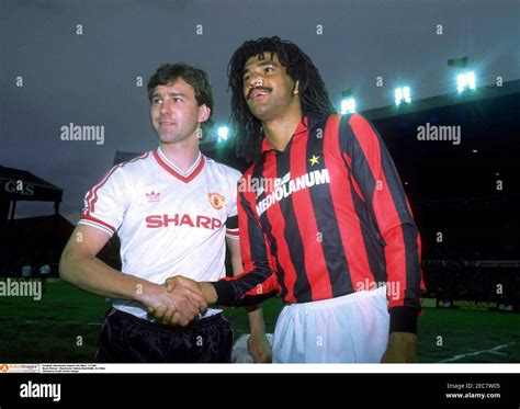 Ruud Gullit Milan Hi Res Stock Photography And Images Alamy