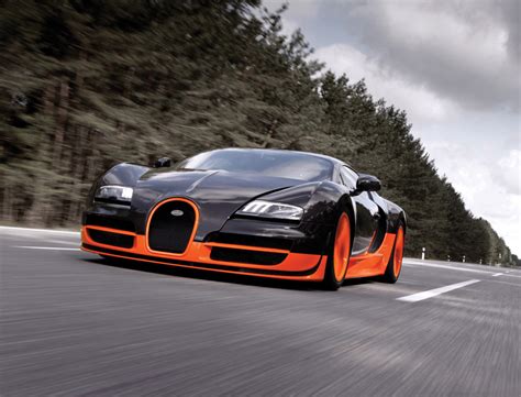 Bugatti Veyron Super Sport Sets 267.8-MPH Top Speed Record