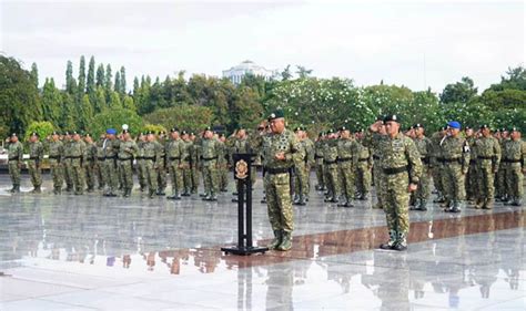 HUT Ke 63 Kostrad Pangkostrad Pimpin Ziarah Ke TMPN Kalibata