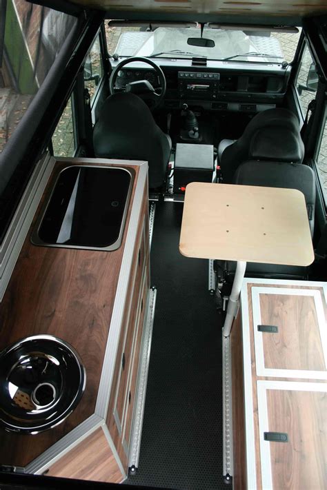 Interieur Defender 110 SW 3 Persoons Kampeerauto Land Rover Defender