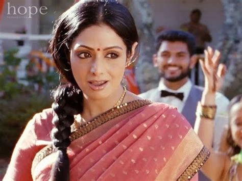 Navrai Maajhi Marathi Wedding Song English Vinglish Sridevi Best