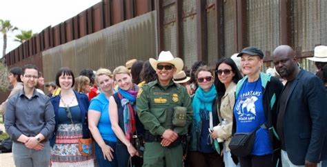 Delegates With Border Patrol - San Diego Diplomacy Council