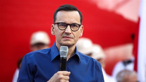 Co stanie się z gruntami lotniska Chopina Premier Morawiecki zabrał