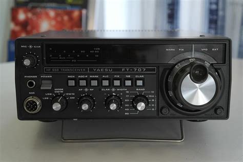 Second Hand Yaesu FT 707 Vintage HF Transceiver Radioworld UK 01922