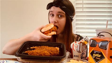 Kfc Trying The New Kfc Chicken Cheeto Chicken Sandwich And Bbq Chicken