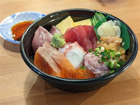 【江戸川区】鮮度抜群！大きなネタの海鮮丼。『うおなみ』にお邪魔しました！ 号外net 江戸川区