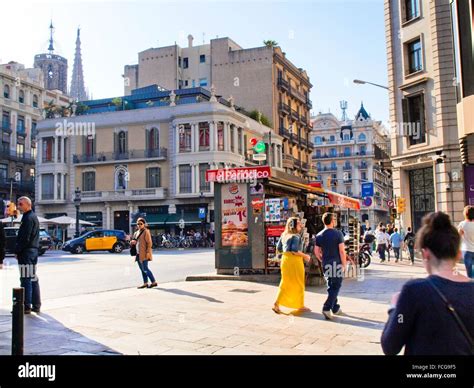 Plaça De L´Àngel Via Laietana Kiosk Pedestrians Gothic Quarter Barcelona Catalonia Spain