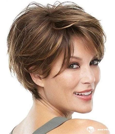 Fresh Short Hairstyles For Fine Hair And Round Face Over 60 For New