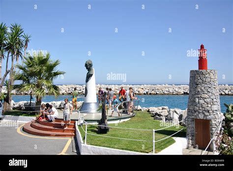 José Banús Statue Puerto Banus Marina Puerto José Banús Costa Del