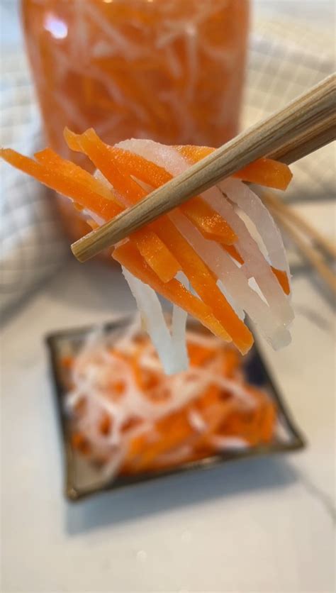 Easy Vietnamese Pickled Carrots And Daikon Đồ Chua The Savory Chopstick