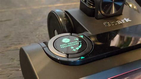 Shark Stratos Cordless Vacuum Review - Tech Advisor