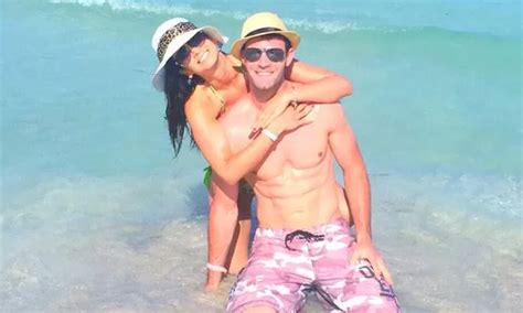 Sully S Enz Y Evan Piccolotto Disfrutan De Su Amor En Varadero