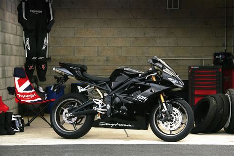 Zone Sport Bike Triumph Daytona 675 Se