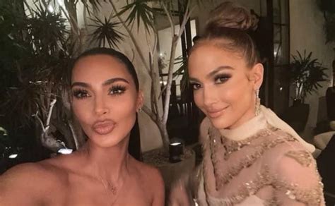 Duelo De Estilos Jennifer López Y Kim Kardashian Juntas Y Glamorosas