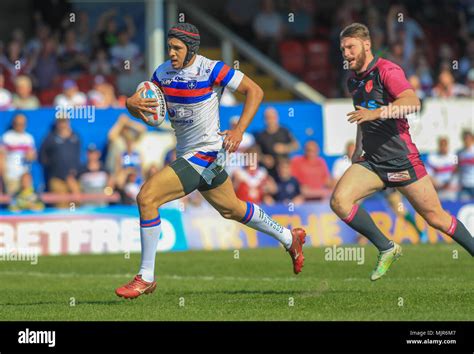 Bishop Of Wakefield Hi Res Stock Photography And Images Alamy