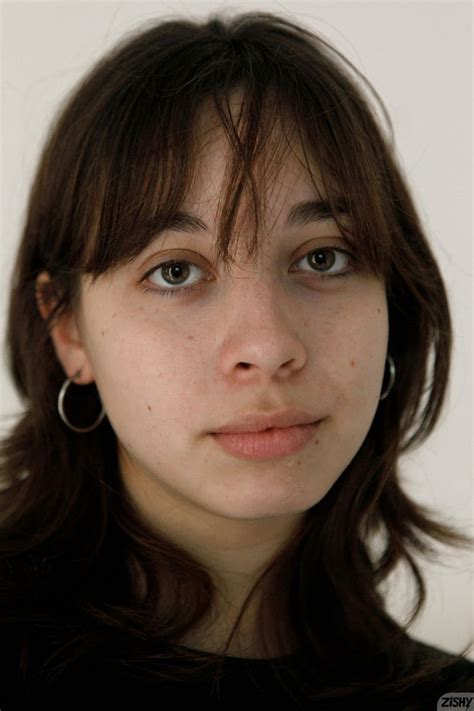 Solo Geral Santos With Natural Tits Doing Striptease For Zishy Studio Photos