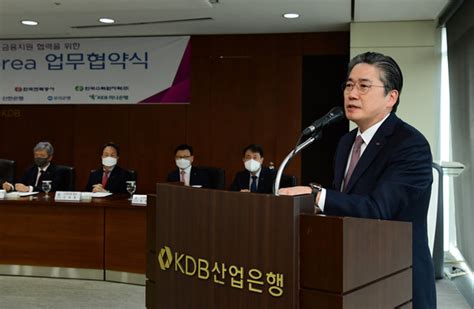 정승일 한전 사장 사의 표명한전 경영진 중심 비상경영체제 전환 공기업