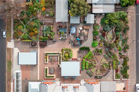 Alberton Primary School - Department for Education