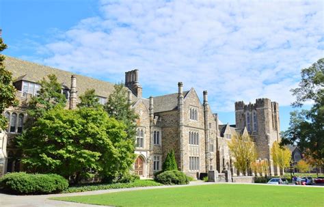 Duke University (DU) Rankings, Campus Information and Costs | UniversityHQ