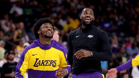 Lebron James Bronny Play Together For First Time In Lakers Preseason Game