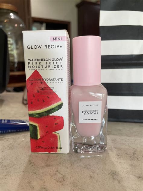 Glow Recipe- Watermelon Glow Pink Juice Moisturizer