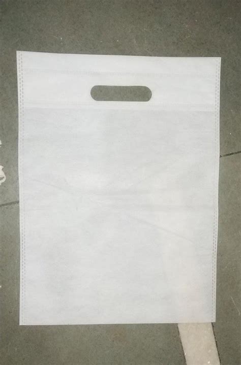 Plain White D Cut Non Woven Bag Capacity 4 Kg At Rs 170 Kg In