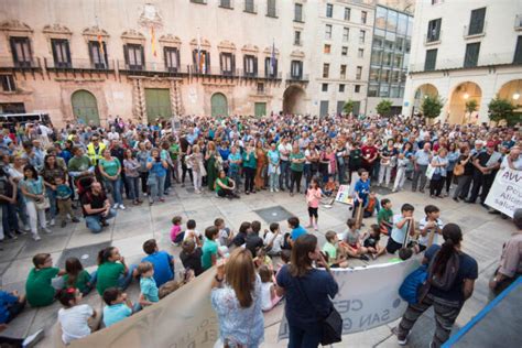 Los Vecinos Persisten En La Nulidad Del Encaje De Los Tanques En El