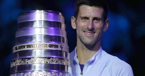 Djokovic conquista su tercer título del año