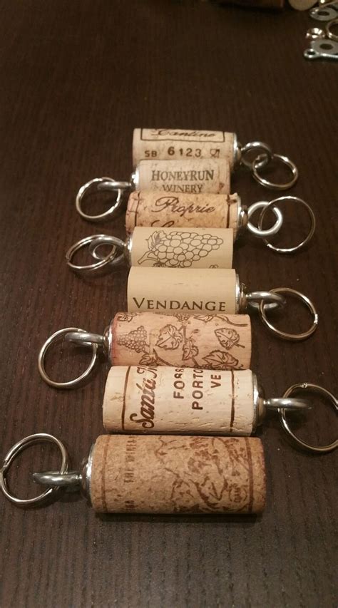 Llaveros Flotantes De Corcho De Vino Hecho Con Corchos Etsy