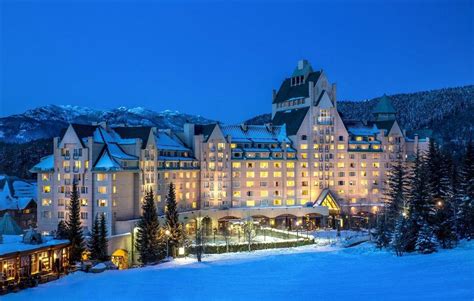 Fairmont Hotel Named #1 Resort in Canada