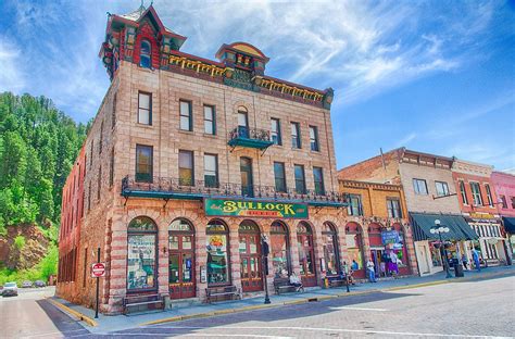 7 Coolest Small Towns In South Dakota For A Summer Vacation WorldAtlas