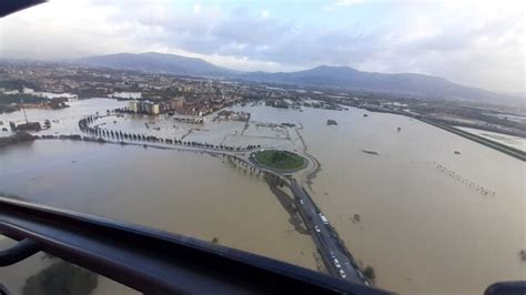 Alluvione In Toscana Chi Sono Le Vittime