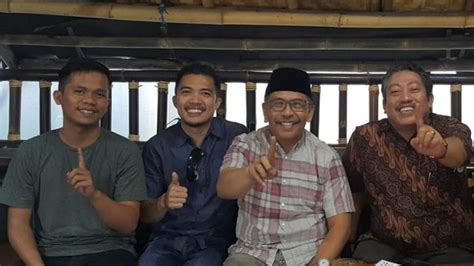 Setelah Salam Sulsel Baru Ias Kini Salam Satu Jari Untuk Nh Aziz