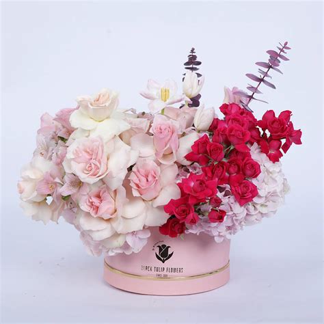 Pastel Flowers in Box | Flower bouquet near me | BTF.in