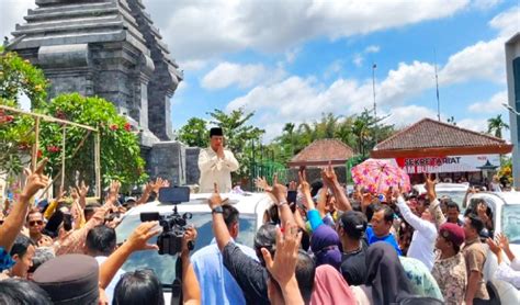 Ziarah Makam Bung Karno Prabowo Disambut Ratusan Simpatisan Sumber