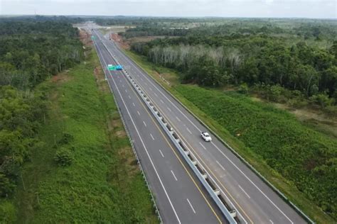 Sumbar Lagi Lagi Keok Dari Riau Volume Kendaraan Yang Melintasi Ruas