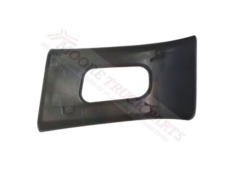 Front Bumper Bar End R H Narrow Cab With Fog Lamp Holes Fea