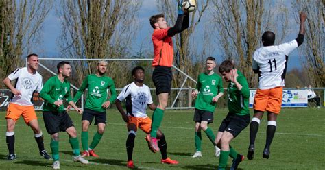 Football Bischoffsheim senfonce Innenheim creuse lécart de