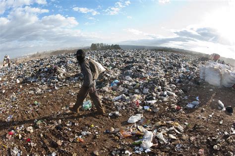 Brasil Descarta 33 Milhões De Toneladas De Lixo De Forma Irregular