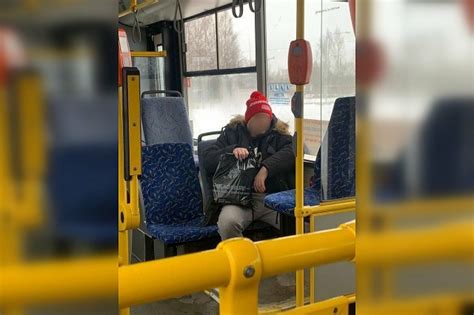 Гражданин США спустил штаны перед школьницей в петербургском автобусе ...