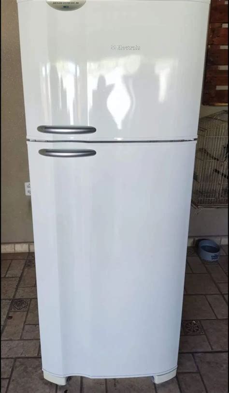 Geladeira Electrolux 430 Litros gelo Seco 127v Eletrodoméstico