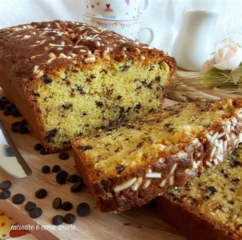 il plumcake stracciatella e vaniglia è una golosa e diversa variante al