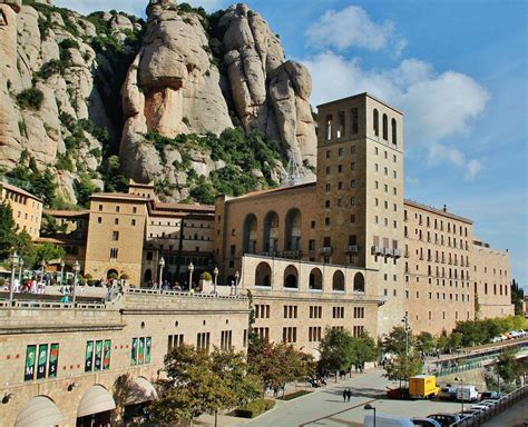 Cómo Visitar Y Qué Ver En Monasterio De Montserrat Barcelona