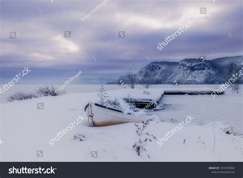 Lake Superior Winter Scene Stock Photo 1314753962 | Shutterstock