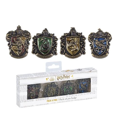 Set Insigne Harry Potter School Multicolor Emag Ro