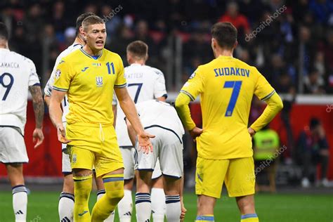 Leverkusen Alemania Noviembre Artem Dovbyk Uefa Euro