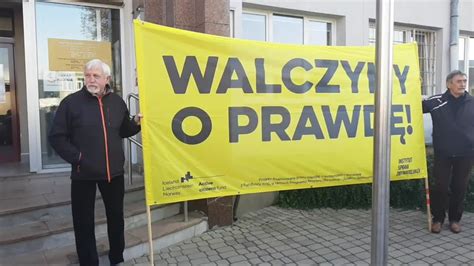 NA ŻYWO Przeciw bierności organów ścigania w sprawie łódzkiej spalarni