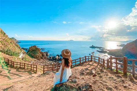 time  visit quy nhon monthly weather insight local vietnam