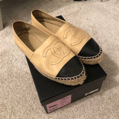 Pre Loved Classic Chanel CC Beige And Black Espadrilles Size 36 Will