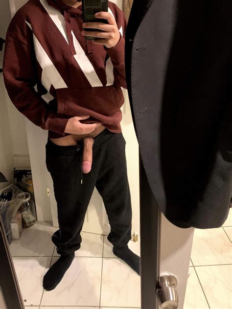 Hung Hung Hung Amateur Gay Porn Pictures And Stories